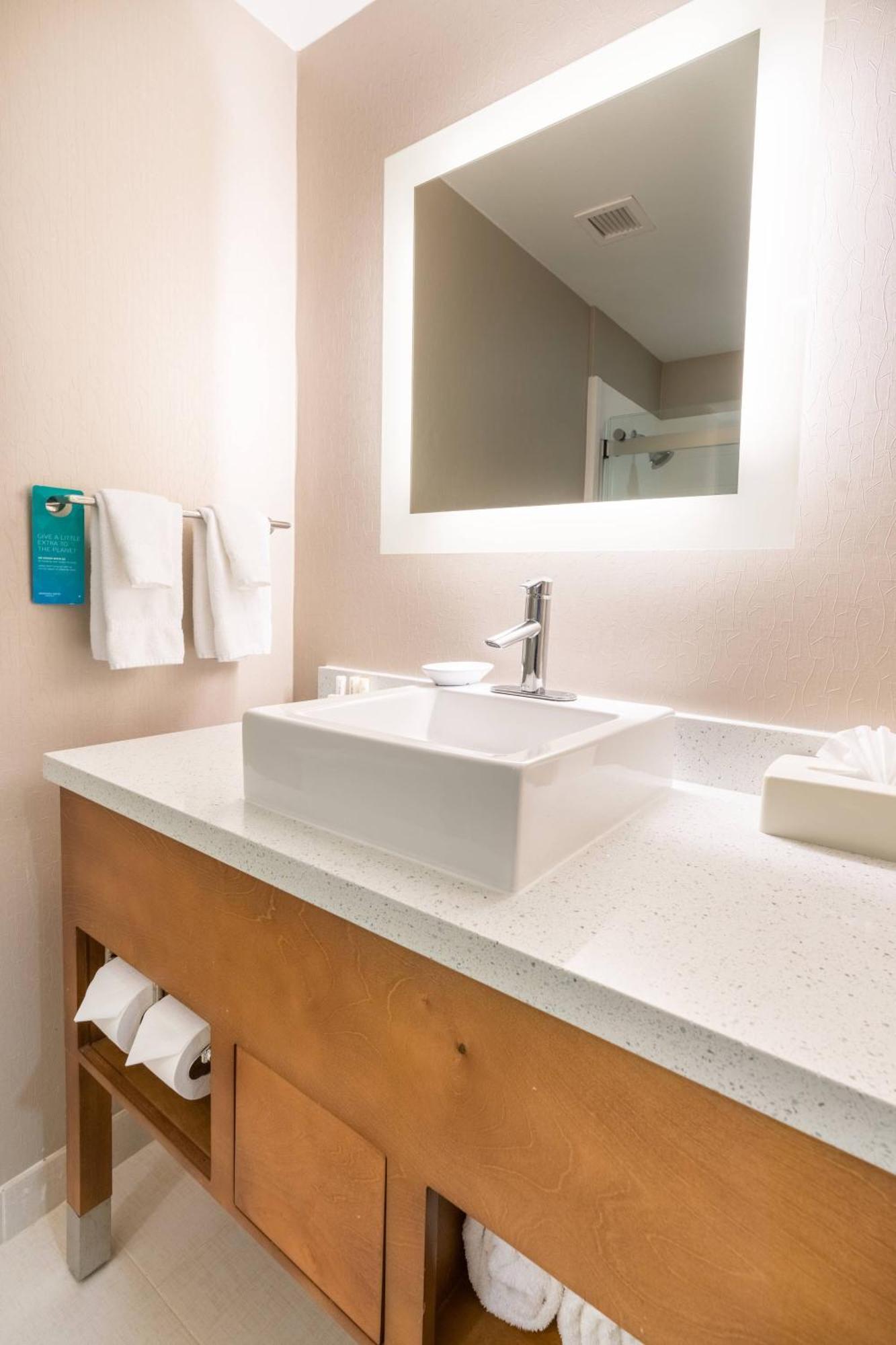 Springhill Suites By Marriott Denton Zewnętrze zdjęcie