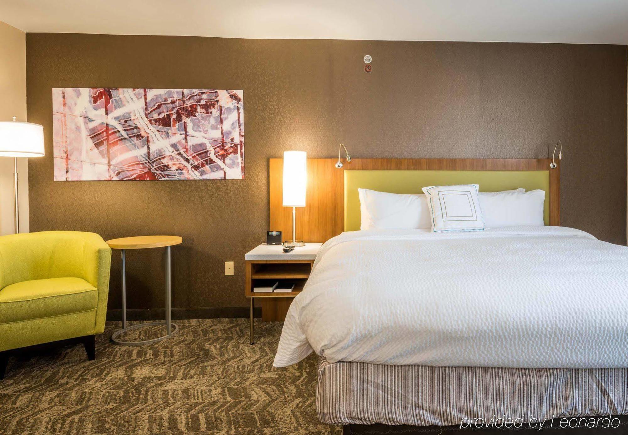 Springhill Suites By Marriott Denton Zewnętrze zdjęcie